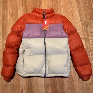 NEW Cotopaxi Solazo Down Puffer Jacket - Cayenne/Plum